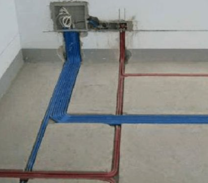 敷设线槽、管路