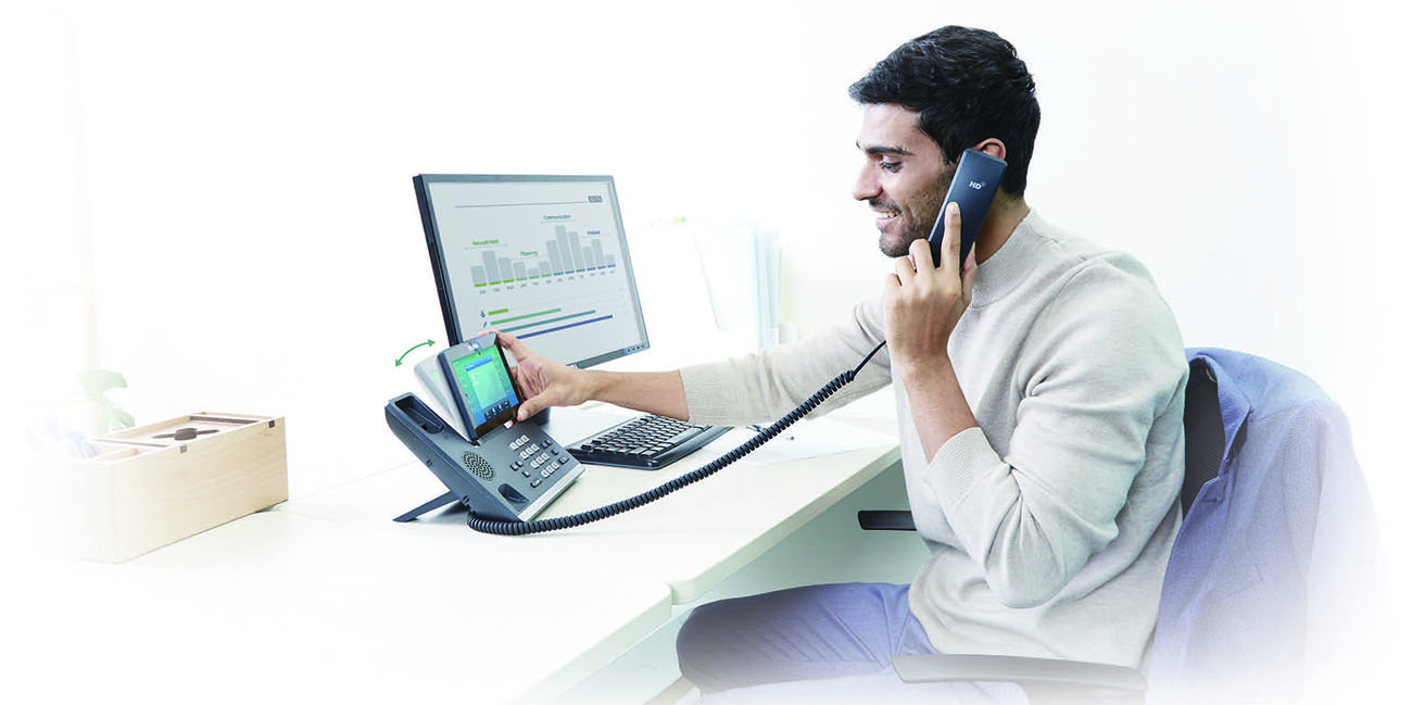 亿联SIP-T53W采用商务风科技感的工业设计