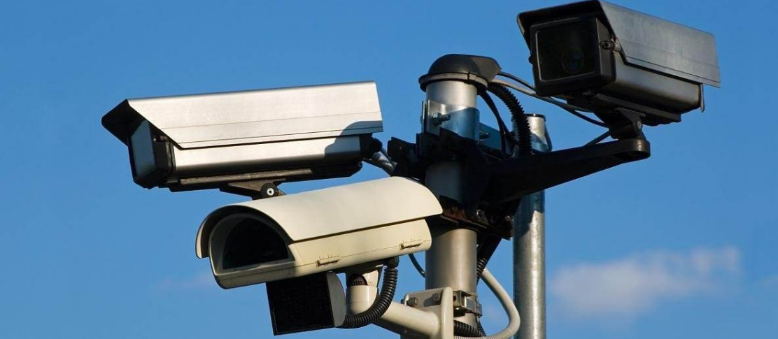  安防视频监控系统中微机控制系统的结构