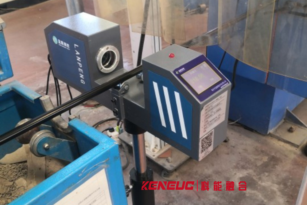 如何使用标准型激光测径仪